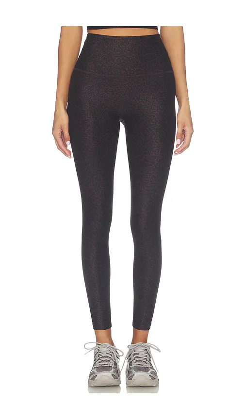 Softmark Caught in the Midi Highwaisted Legging by Beyond Yoga