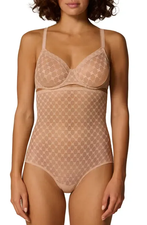 Plume Embroidered Molded Underwire Bra by Simone Perele