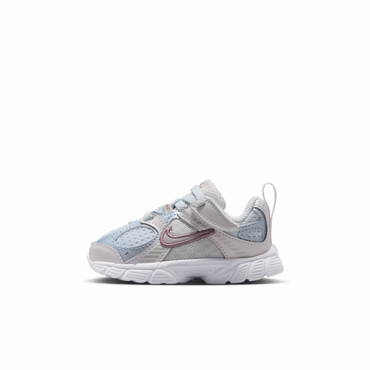 V5 RNR Shoes by Nike