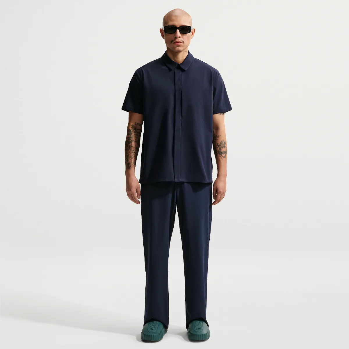 24.7 PerfectStretch Dri-FIT Loose-Fit Chino Trousers