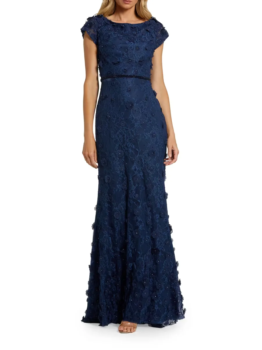 Mac Duggal Floral-Appliqud Trumpet Gown