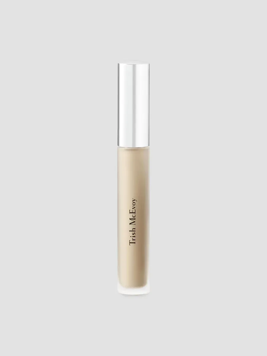 Eye Base Essentials Deep Eyeshadow Primer - Demure by Trish McEvoy