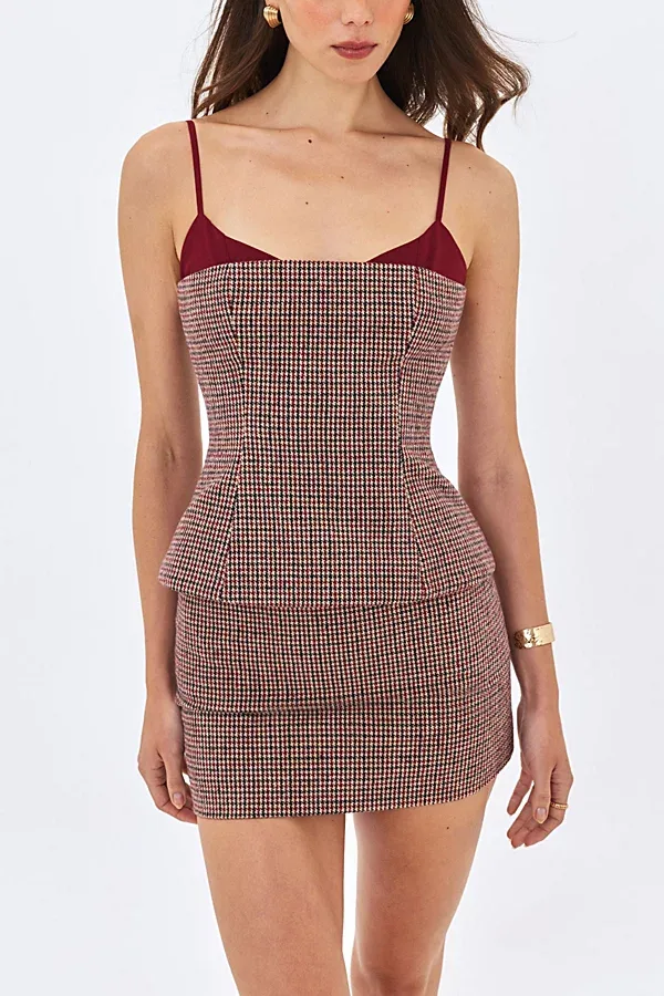 Victoire Micro Houndstooth Sweetheart Neckline Top by Miss Circle