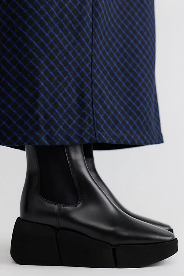 Prim Platform Chelsea Boots by Paloma Barcel