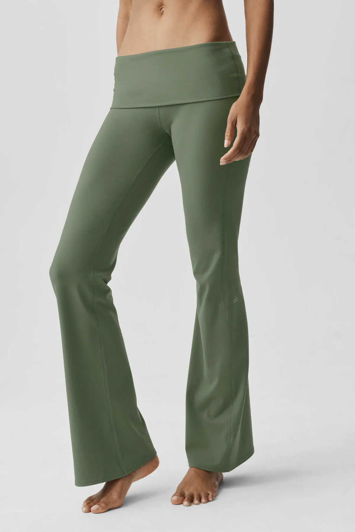 Softsculpt Foldover Flare Legging (regular) by Alo