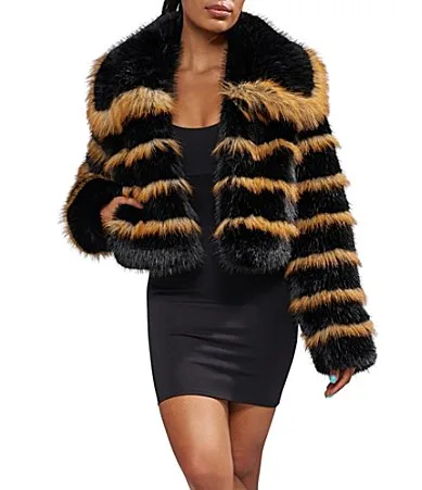 Vienne Faux Fur Oversize Point Collar Cropped Jacket by Azalea Wang