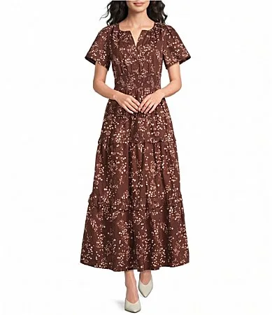 Gibson Floral Printed Palmer Split V-Neck Short Sleeve Poplin Tiered Maxi Dress by Sugarlips