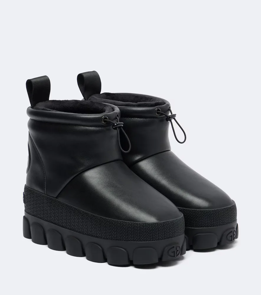 Buto Platform Snow Boots by Goldbergh