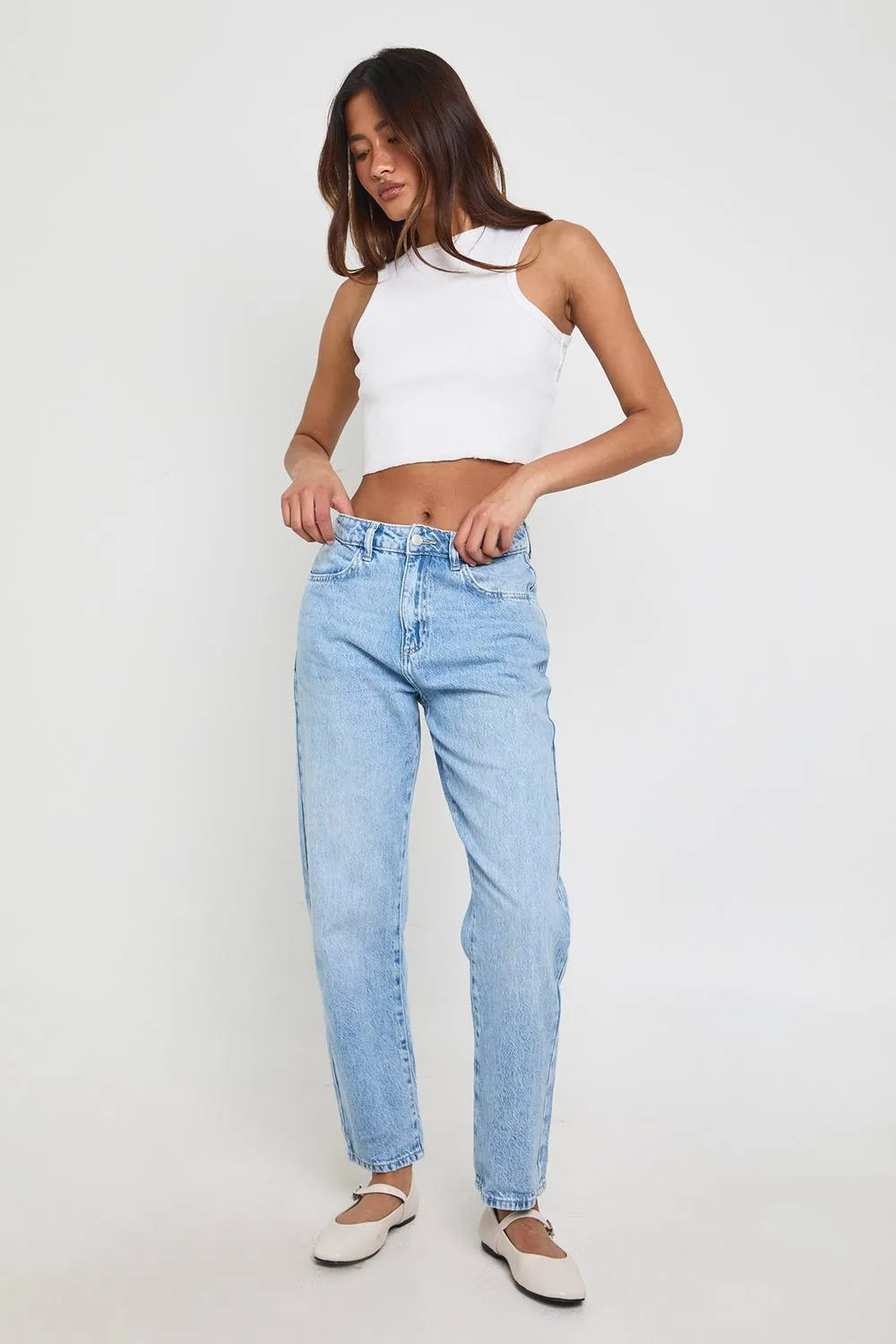 Basics High Waist Mom Jean by boohoo