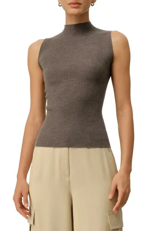 Seamless Knit Washable-Wool Vest by Lilysilk