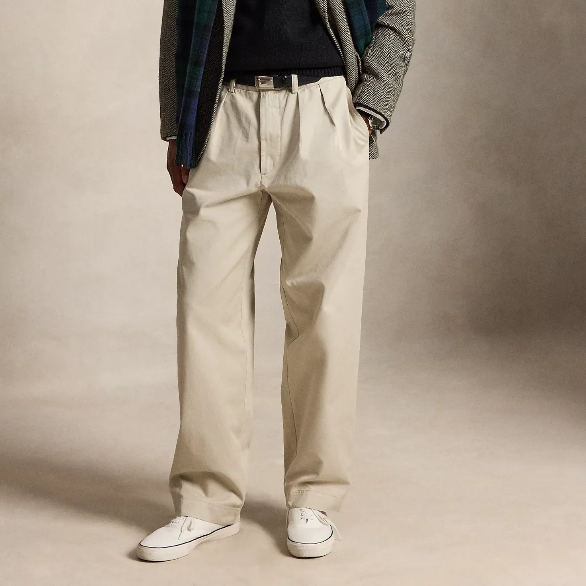 Suffield Relaxed Fit Chino Pant