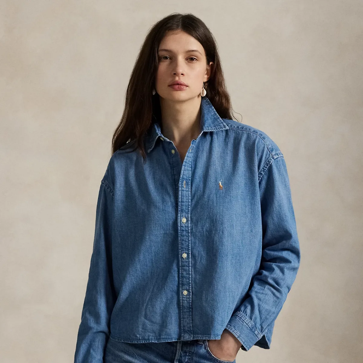 Cropped Boxy Denim Shirt in Zaia Wash