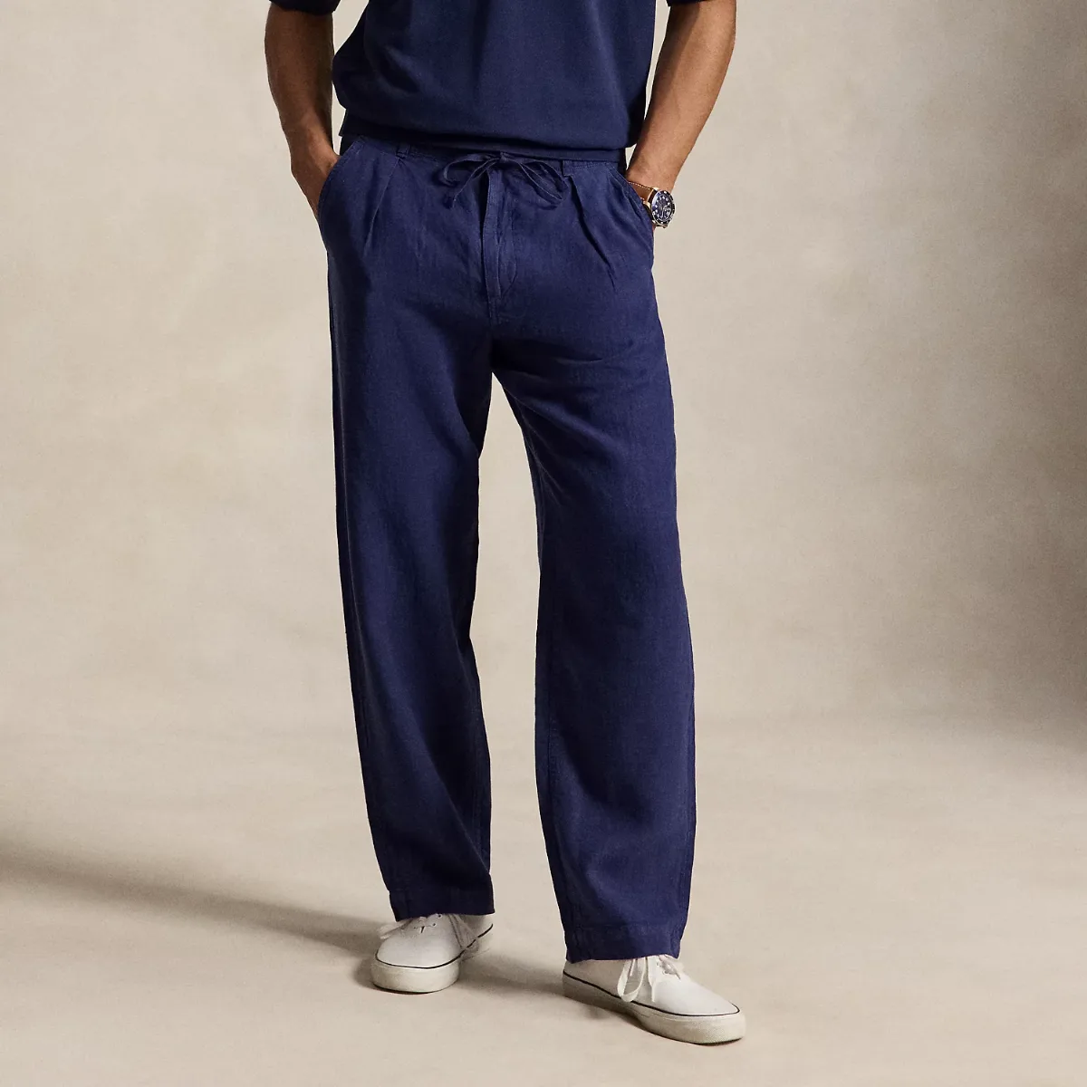 Lateef Relaxed Fit Pleated Linen Pant