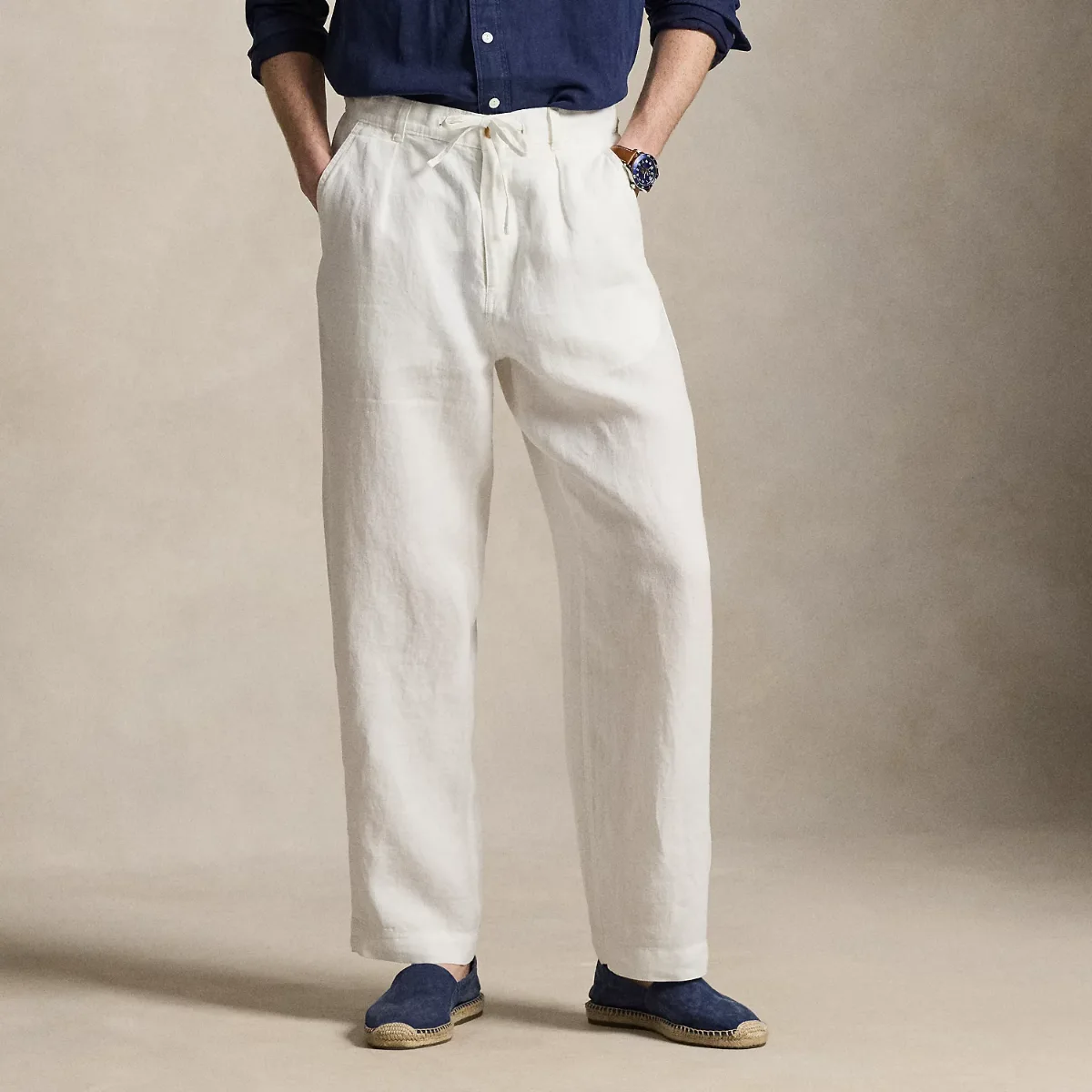 Lateef Relaxed Fit Pleated Linen Pant
