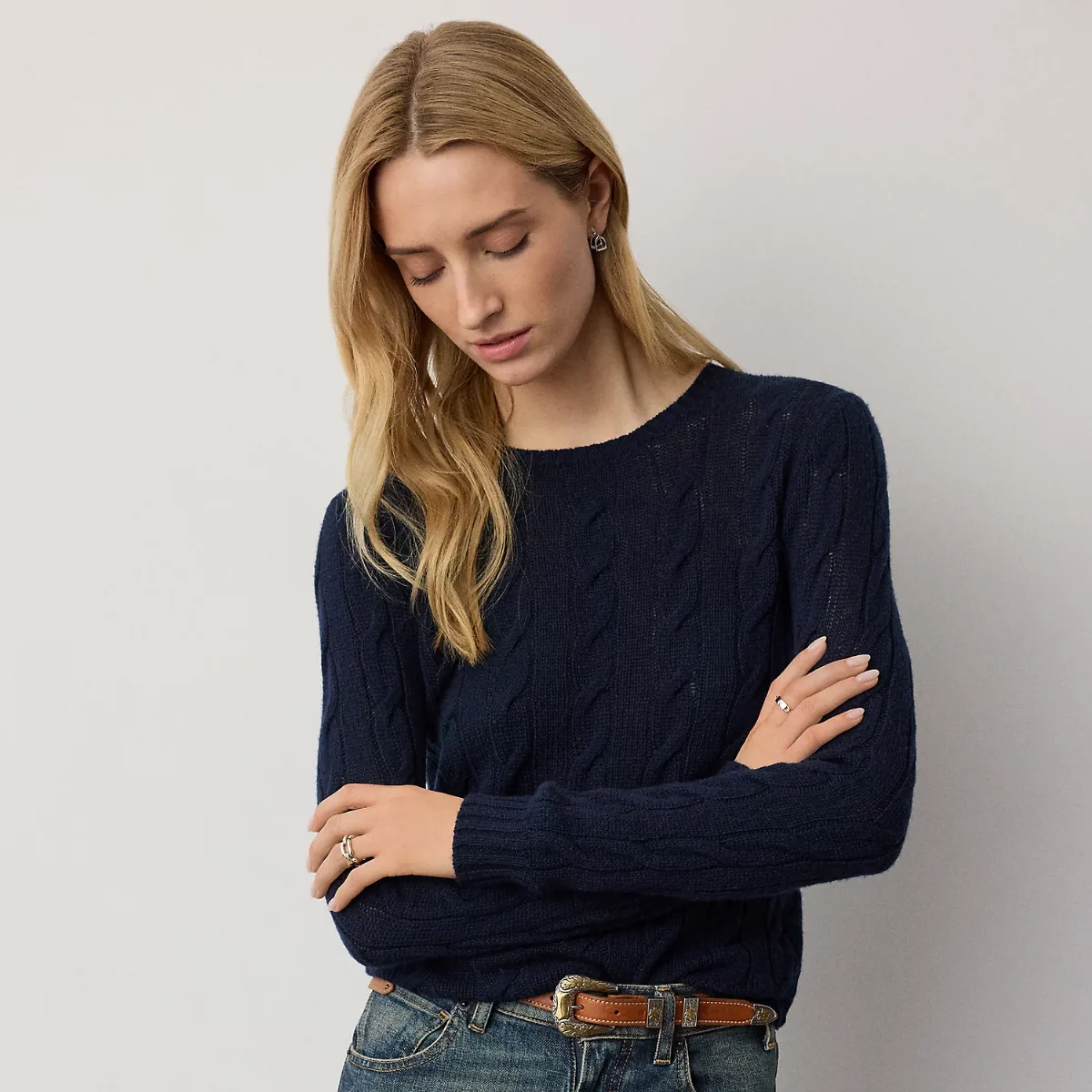 Cable-Knit Cashmere Crewneck Sweater