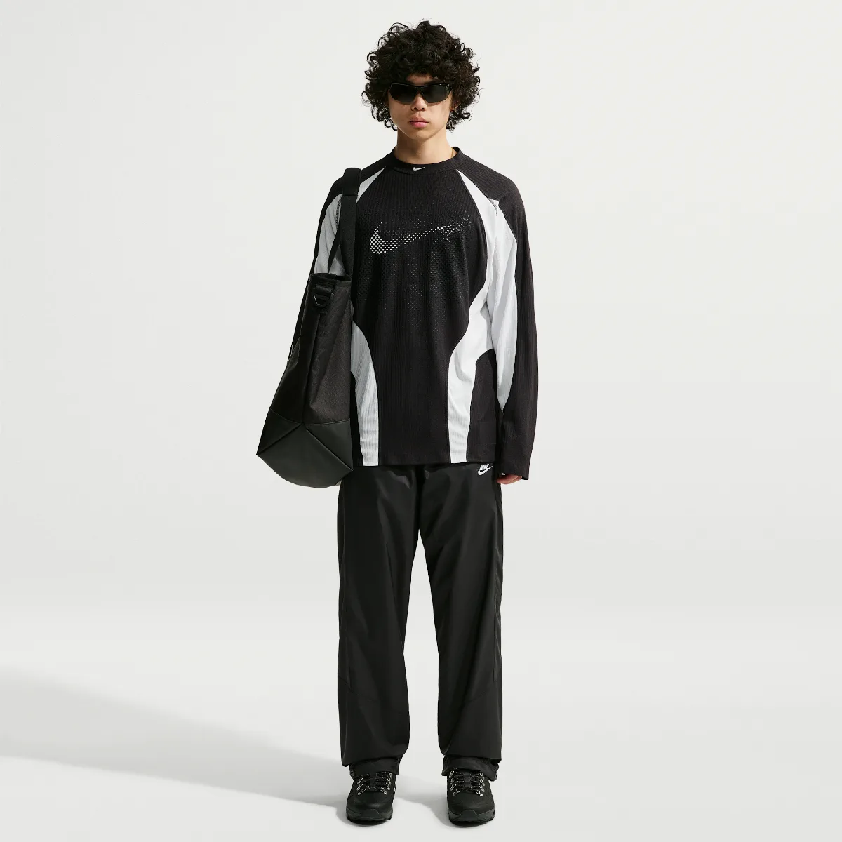 Windrunner Lightweight Pants by Nike