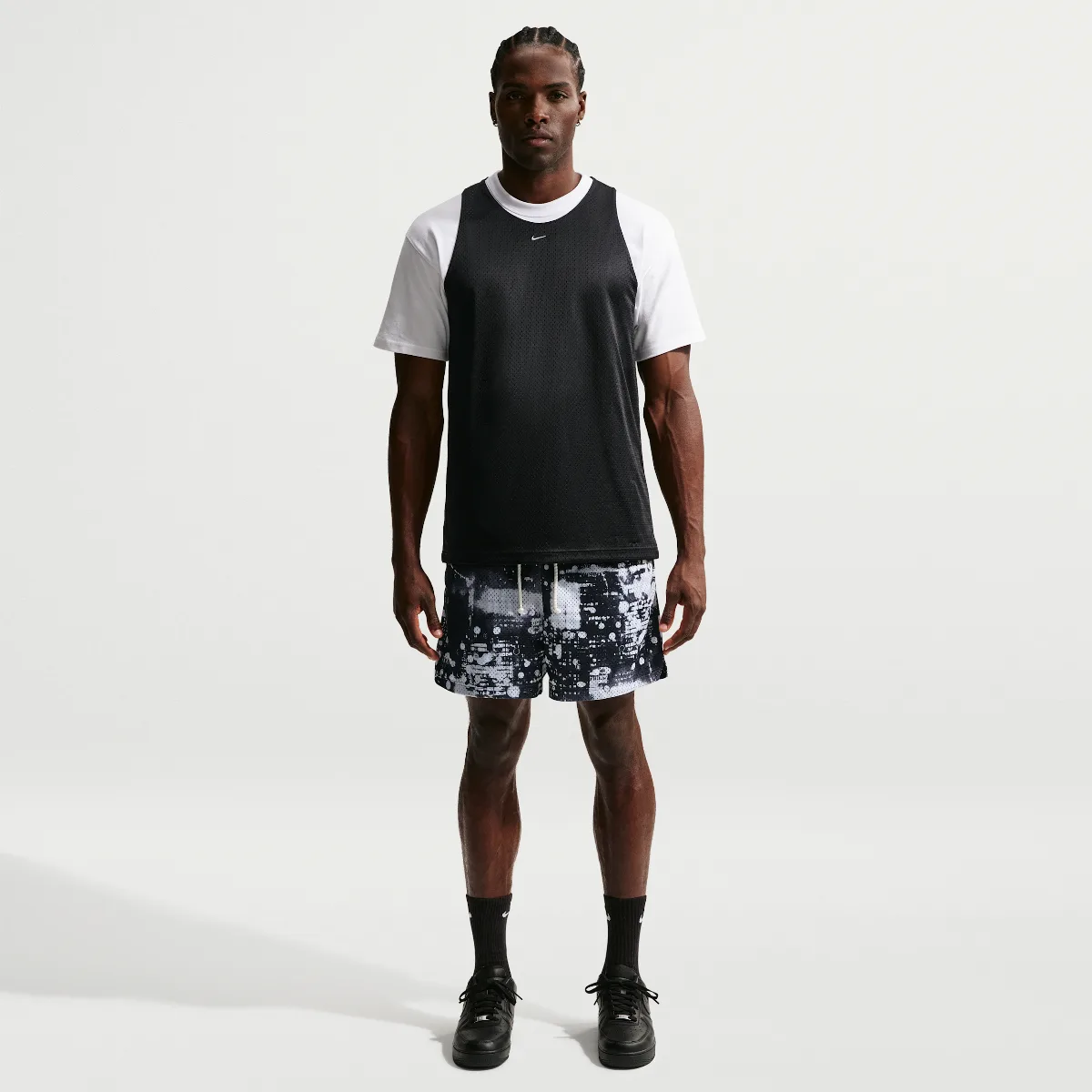 Standard Issue Dri-FIT 5" Mesh Basketball Shorts