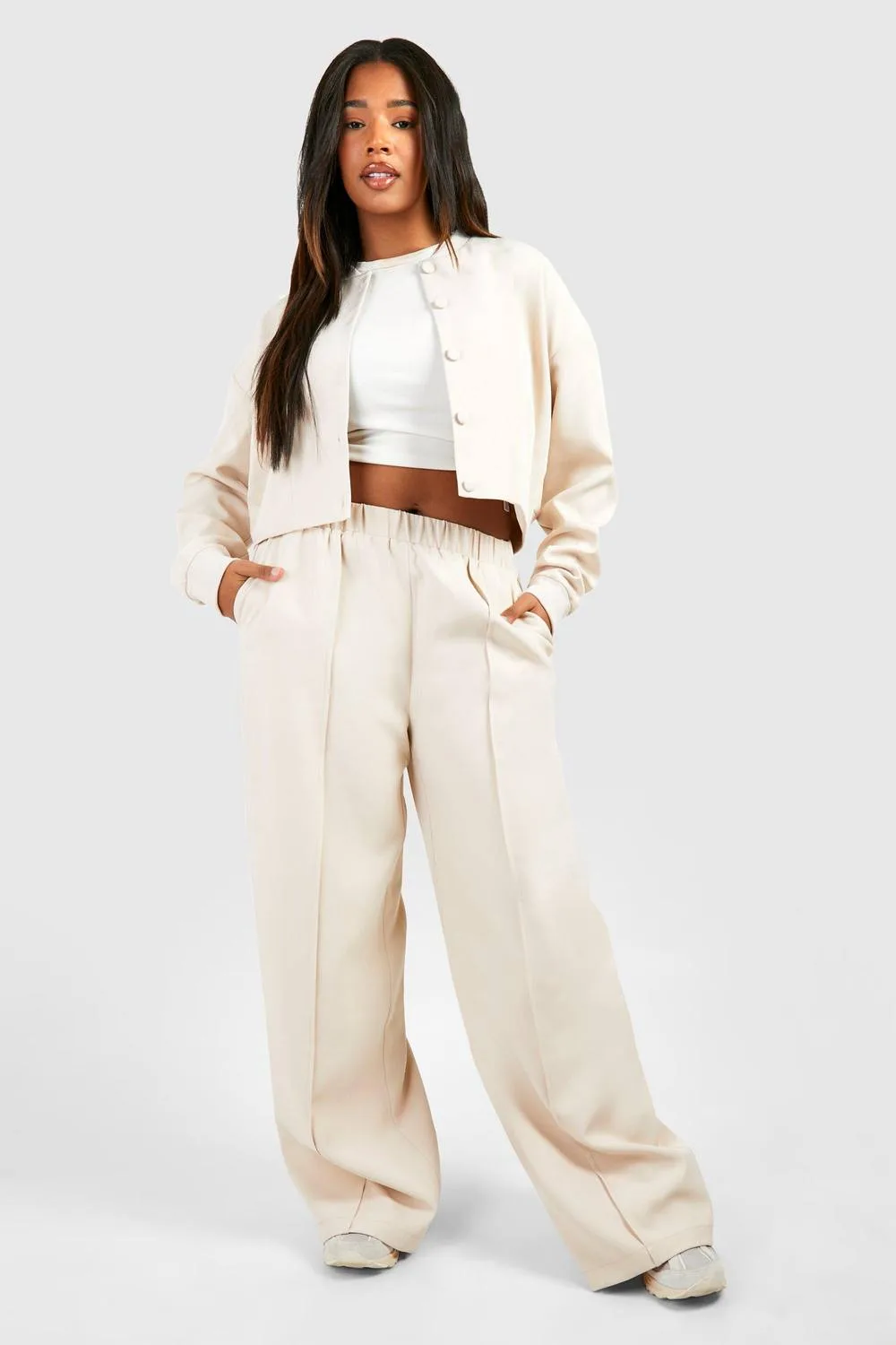 Tailored Seam Front Slouchy Wide Leg Trousers by boohoo