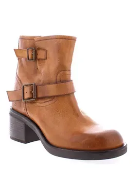 Spry Boots by Roan