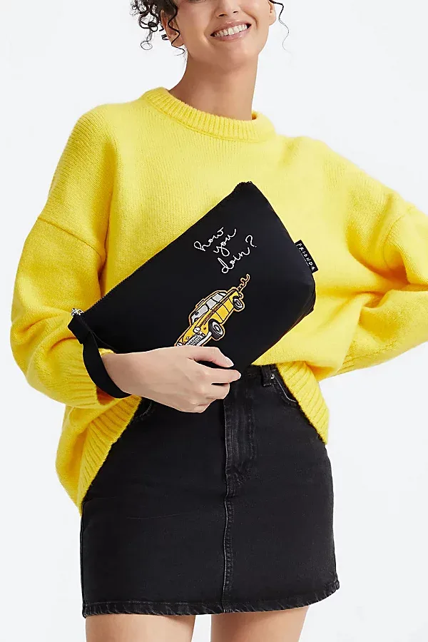 Friends How You Doin? Naomi Pouch by Kipling