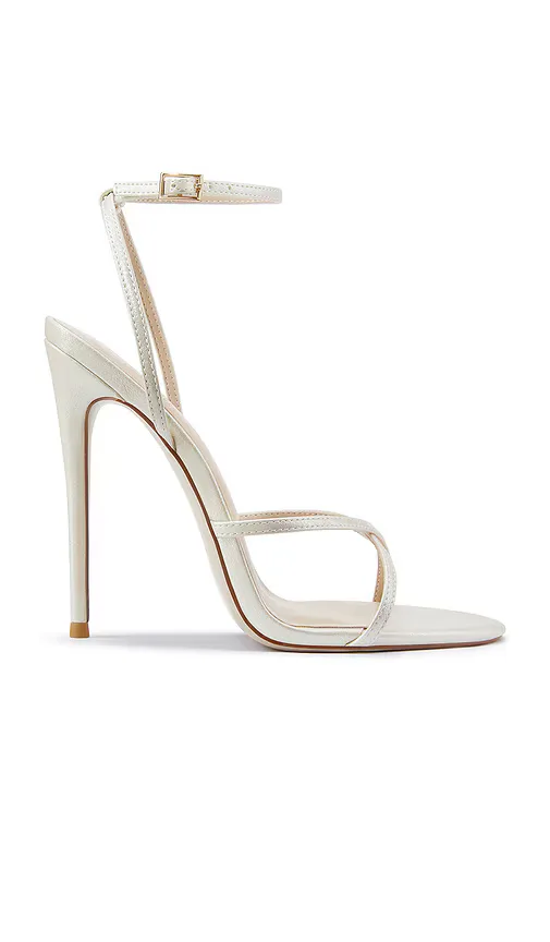 Ale Sandal
