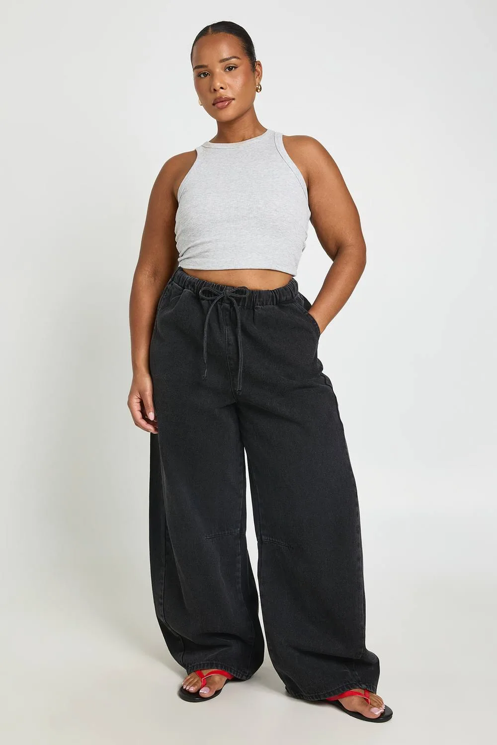 Elasticated Waistband Barrel Jean by boohoo