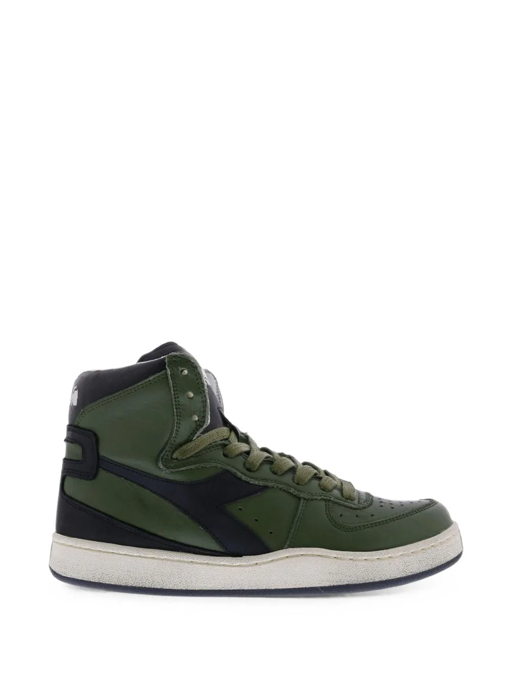Mi Basket Used Sneakers by Diadora
