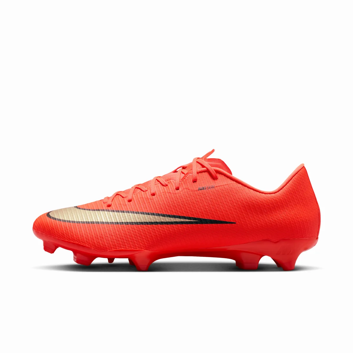 Mercurial Vapor 17 Academy Multi-Ground Low-Top Soccer Cleats