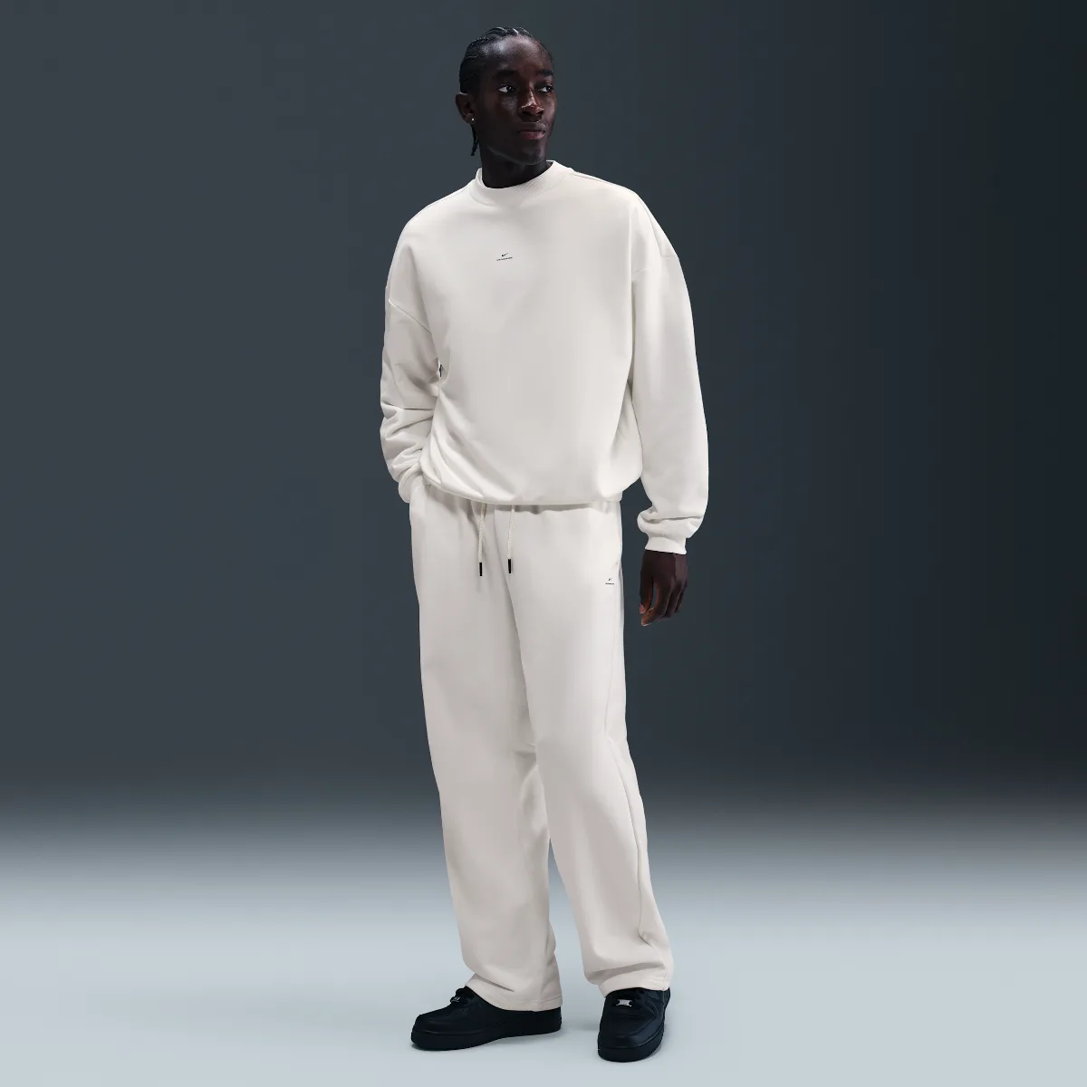 Standard Issue Therma-FIT Brushed Open-Hem Basketball Pants