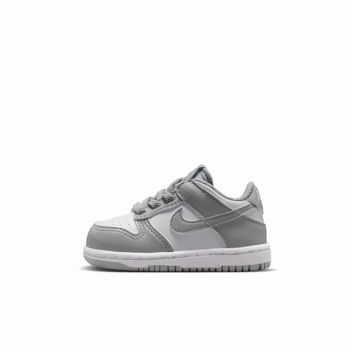 Dunk Low Shoes by Nike