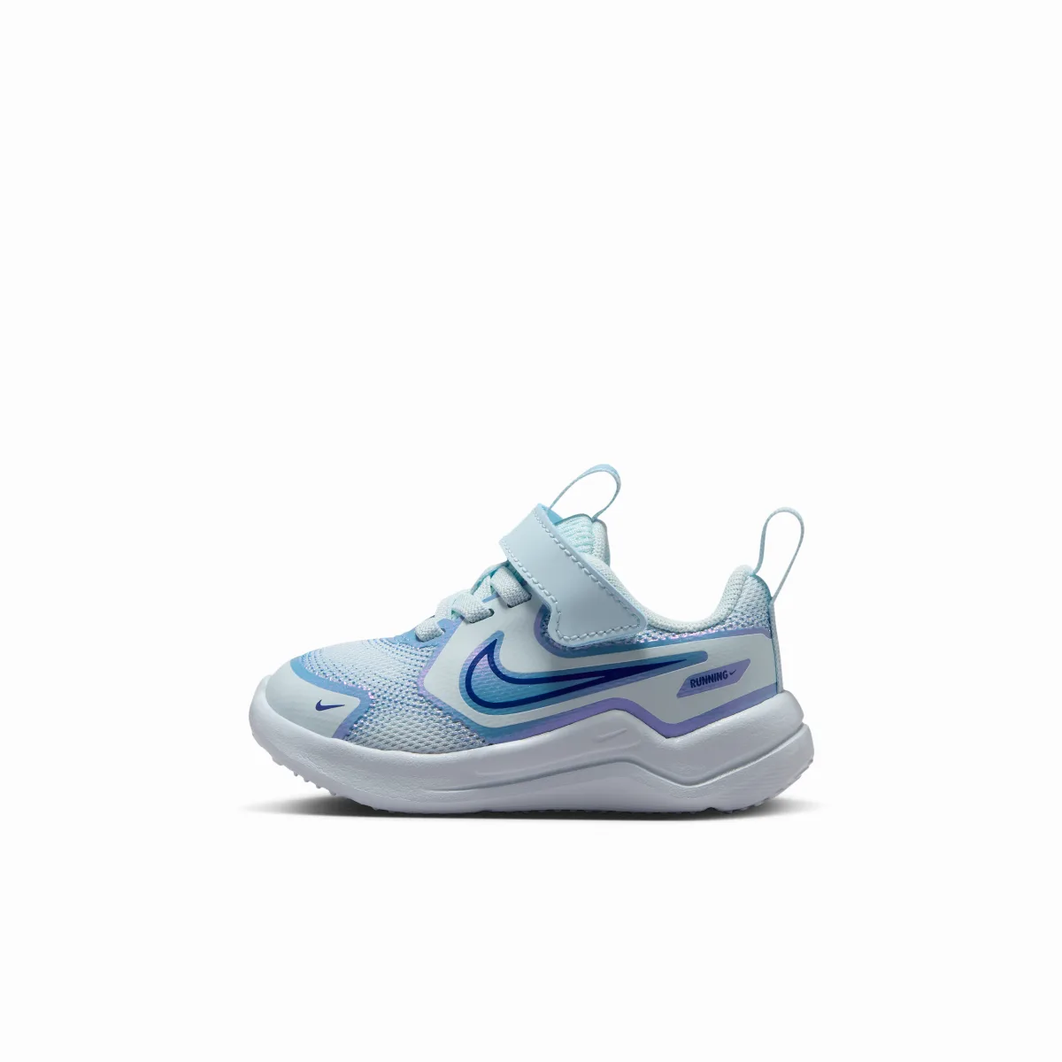 Cosmic Runner SE 3 Shoes by Nike
