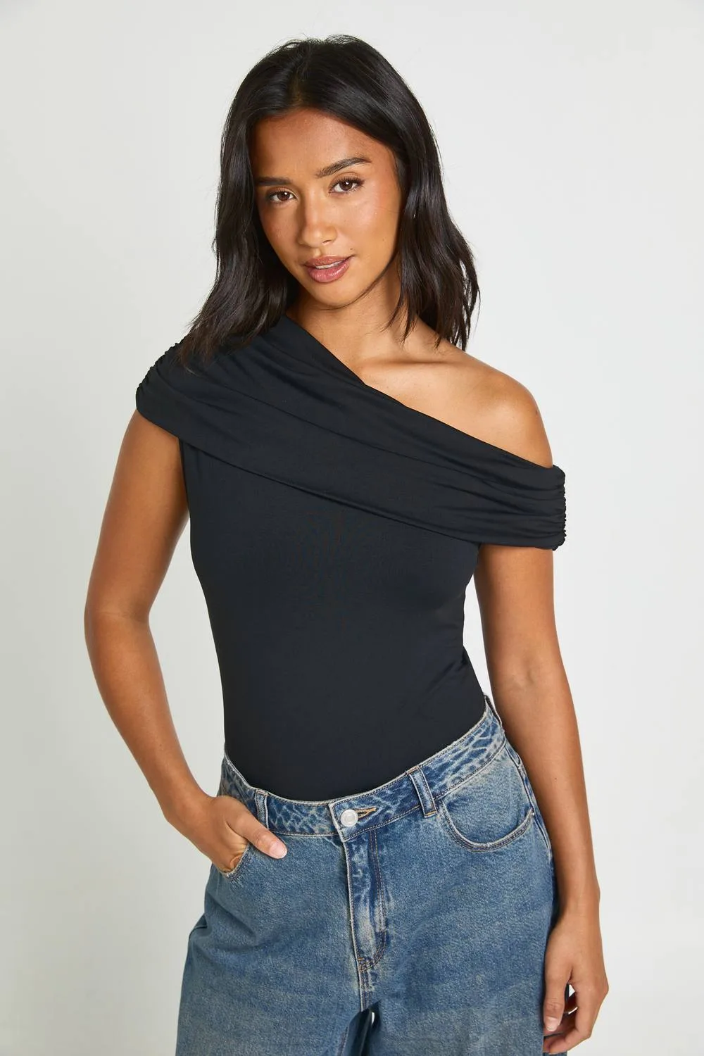 Matte Slinky Off-The Shoulder Bodysuit by boohoo