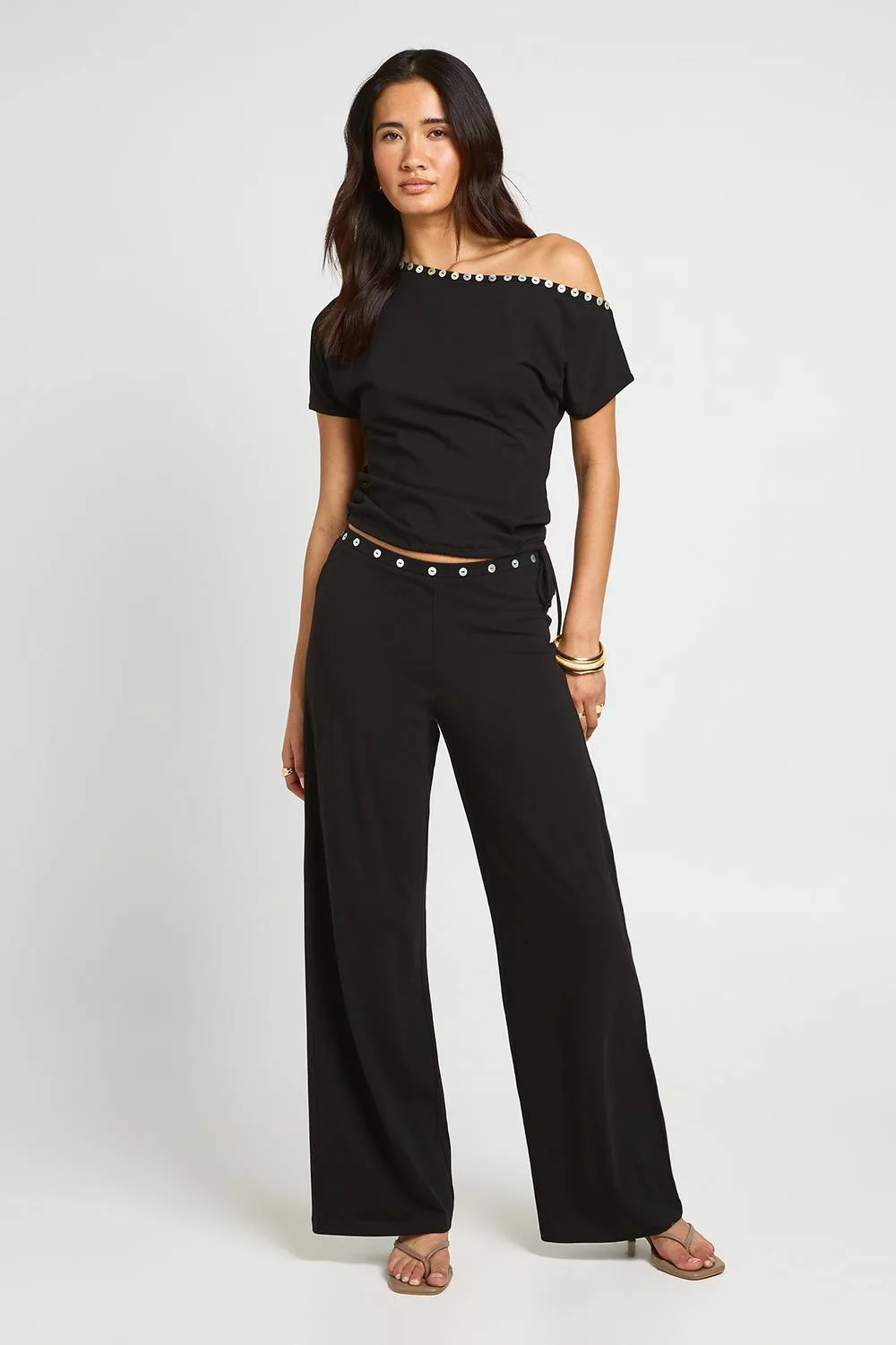 Pearlised Button Waist Detail Straight Leg Trouser by boohoo