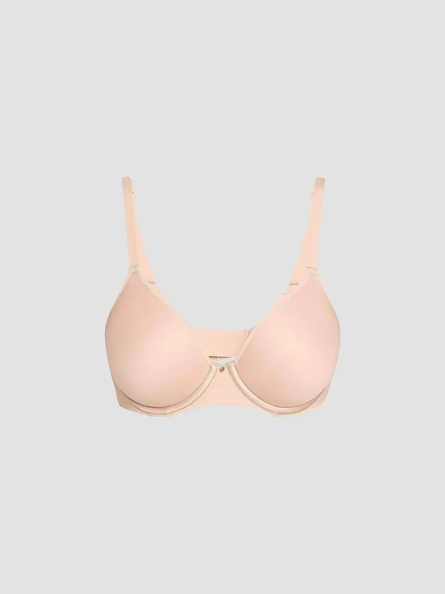 Comfort Chic T-Shirt Bra by Chantelle
