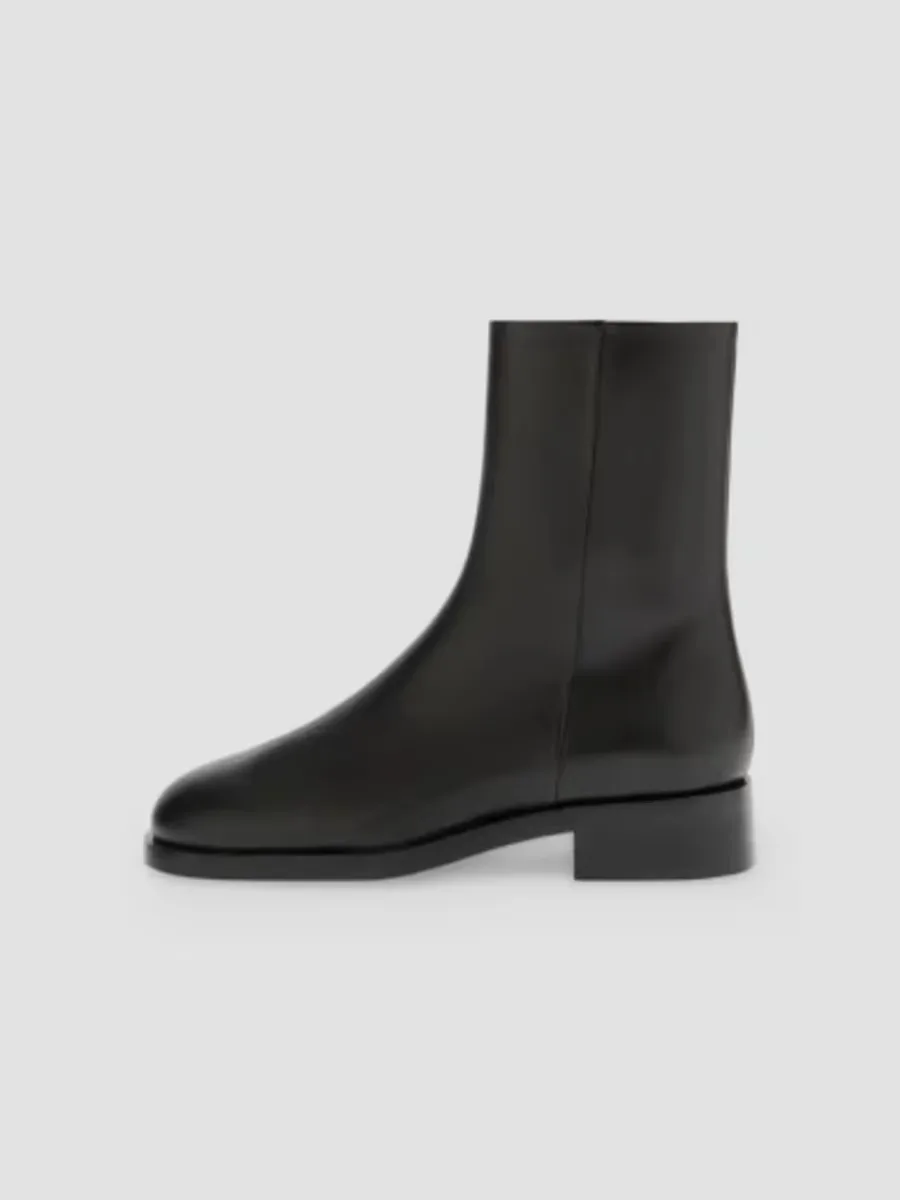Vincent 25MM Leather Ankle Boots by Aeyde