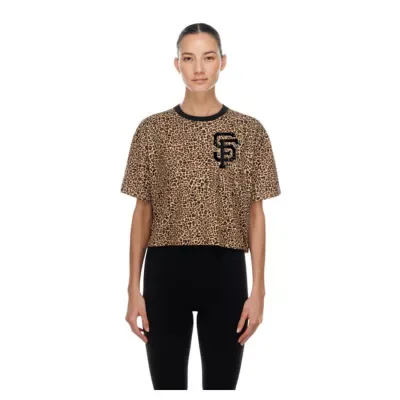 MLB San Francisco Giants Boxy Cropped T-Shirt by New Era