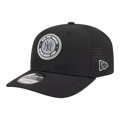 MLB New York Yankees Circle 9SEVENTY Adjustable Hat by New Era
