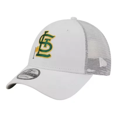 MLB St. Louis Cardinals Flag 9FORTY Trucker Adjustable Hat by New Era