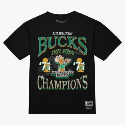 NBA Milwaukee Bucks S Era T-Shirt by Mitchell & Ness