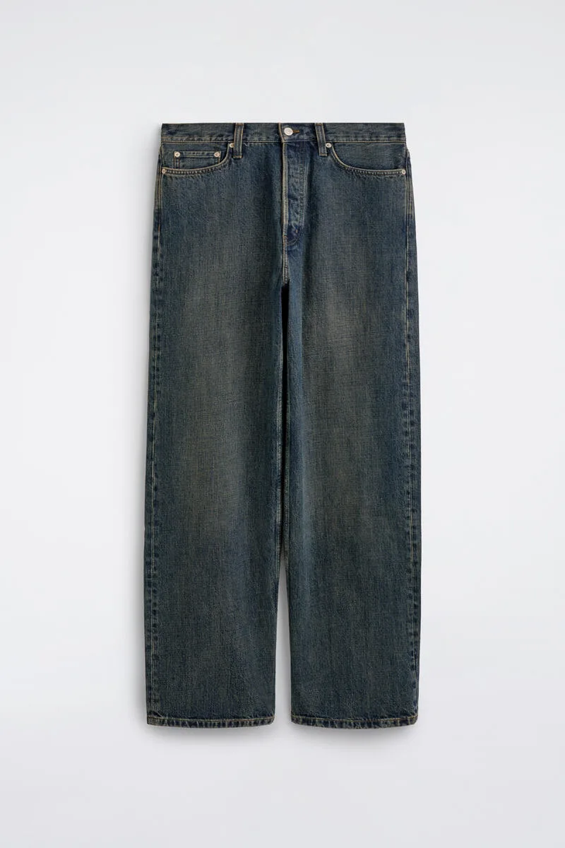Signature Regular-Fit Straight-Leg Jeans
