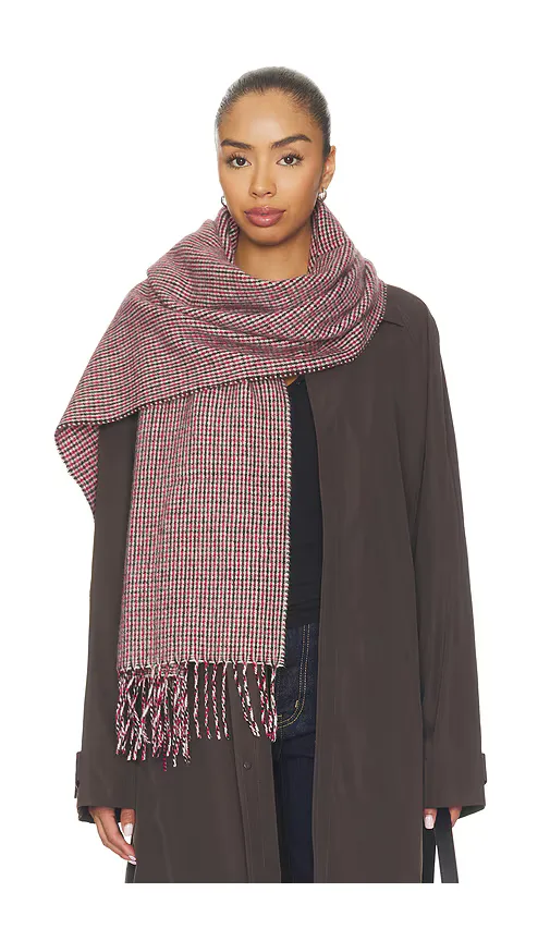 Ari Scarf