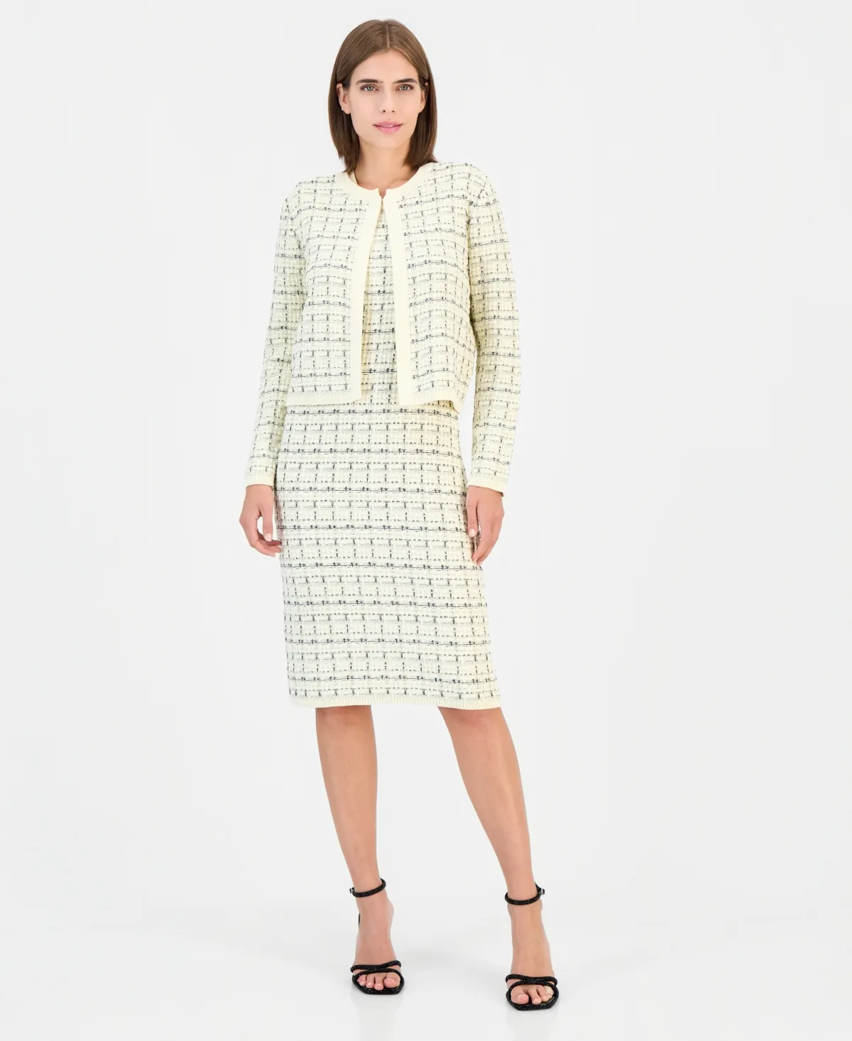 Kissing Front Tweed Cropped Shrug