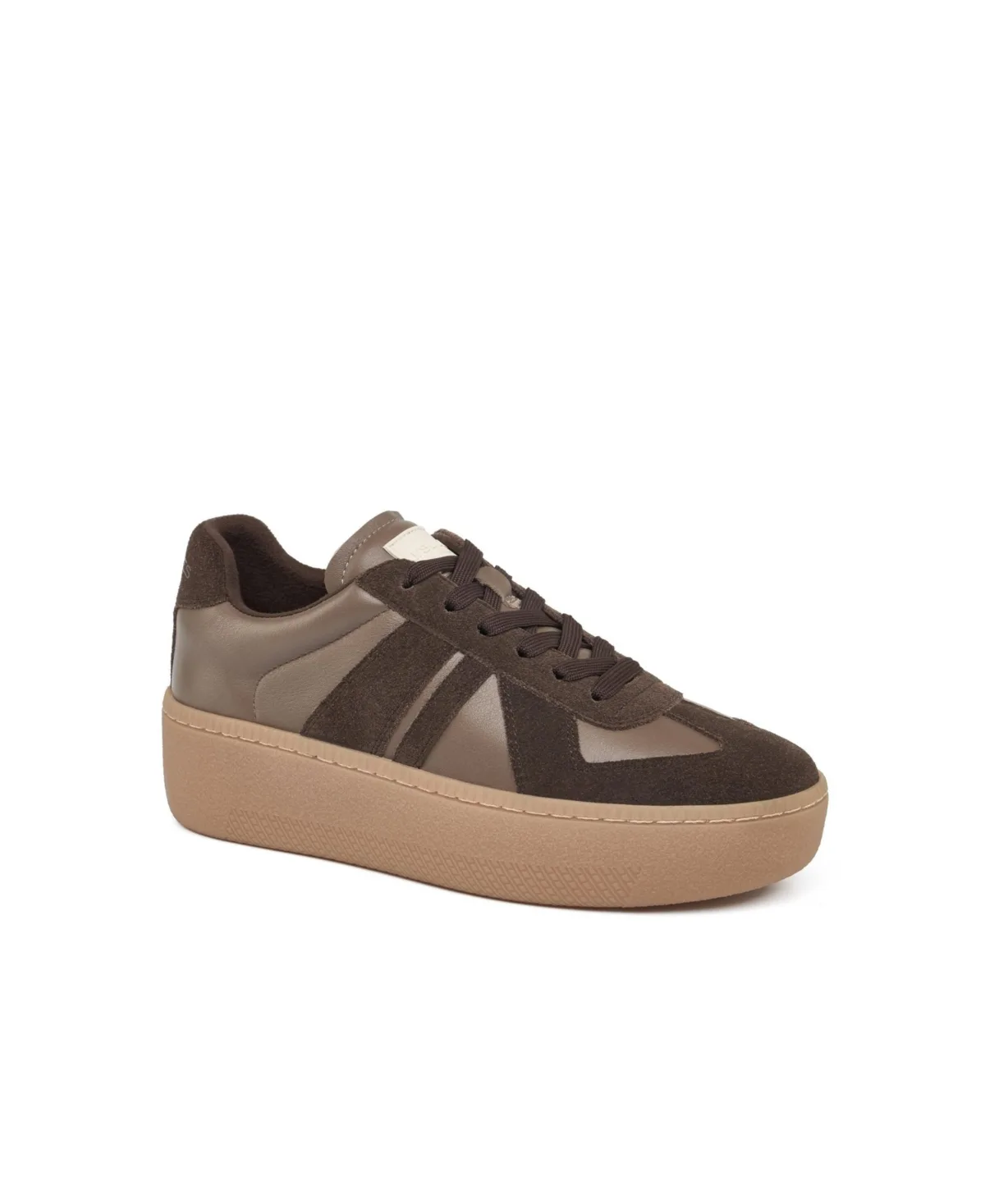 Daphne Sneaker
