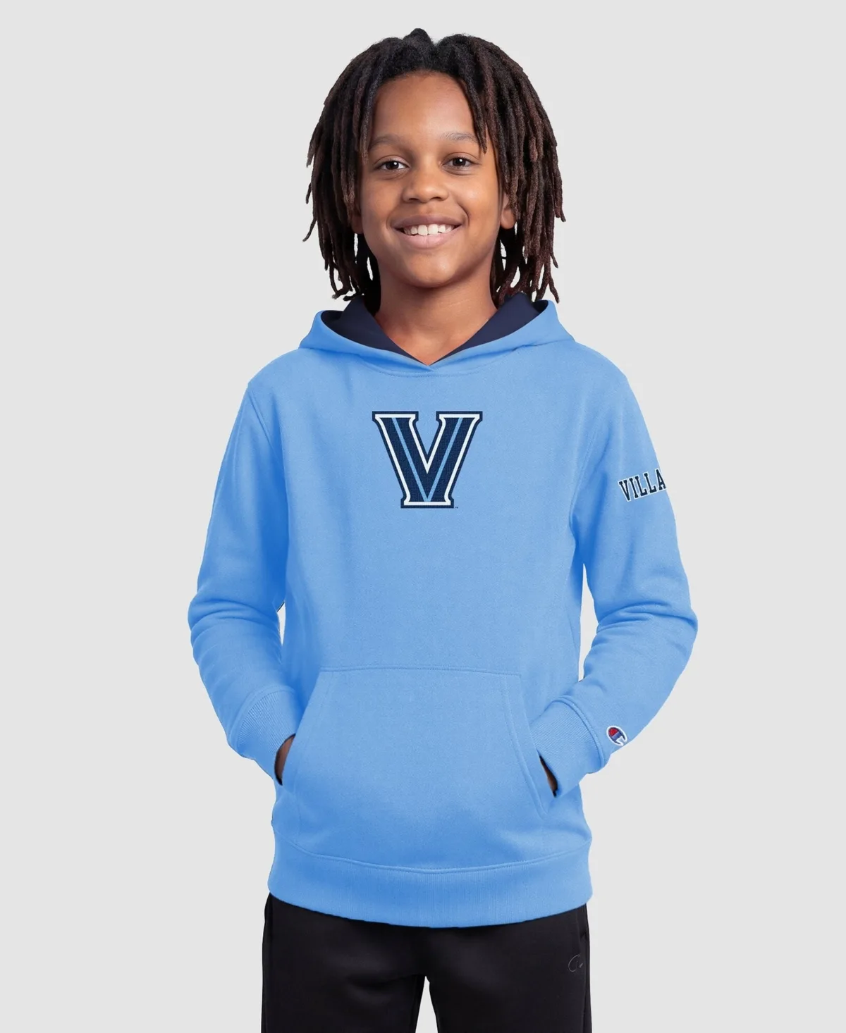 Villanova Wildcats Relaxed-Fit Front Pouch Pocket Fleece Hoodie by Champion