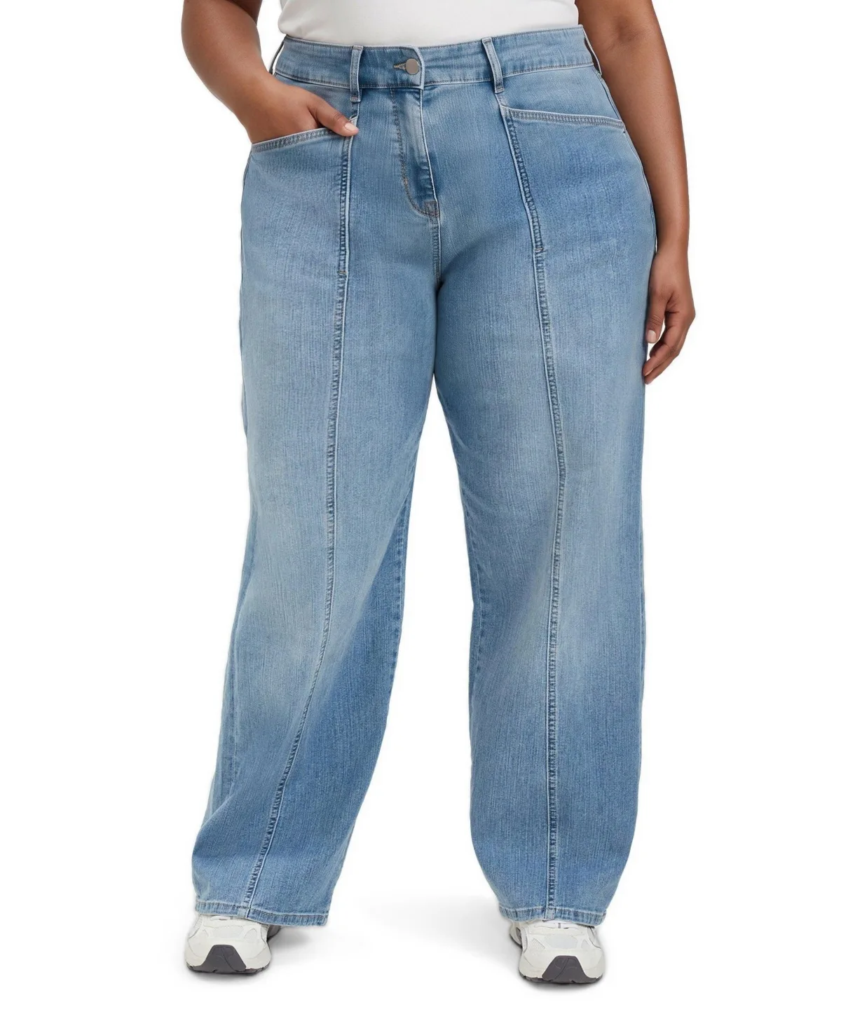 High-Rise Loose Straight Jeans by Torrid