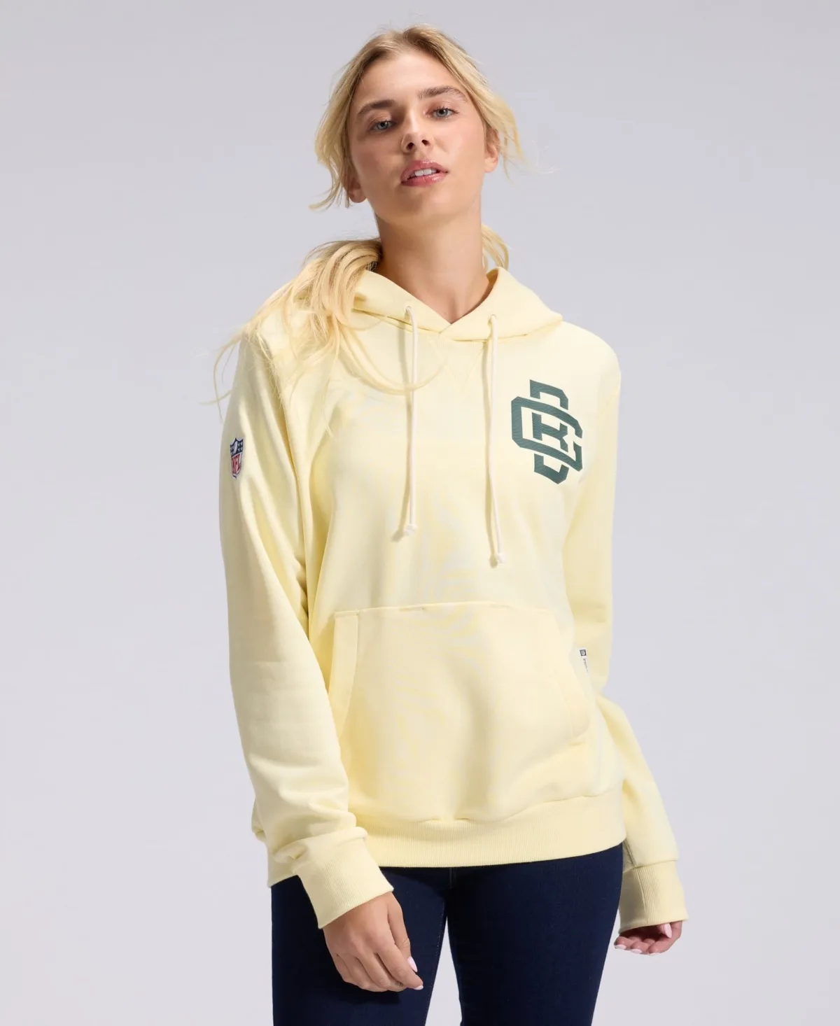 Green Bay Packers 2026 Rivalries Collection Standard Issue Sideline Pullover Hoodie by Nike