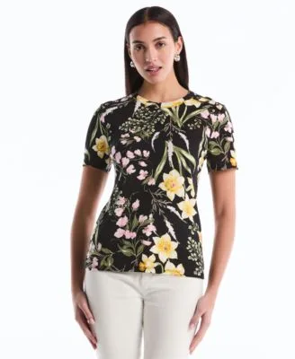 Garden Print Button Detail Short Sleeve Top by Rafaella