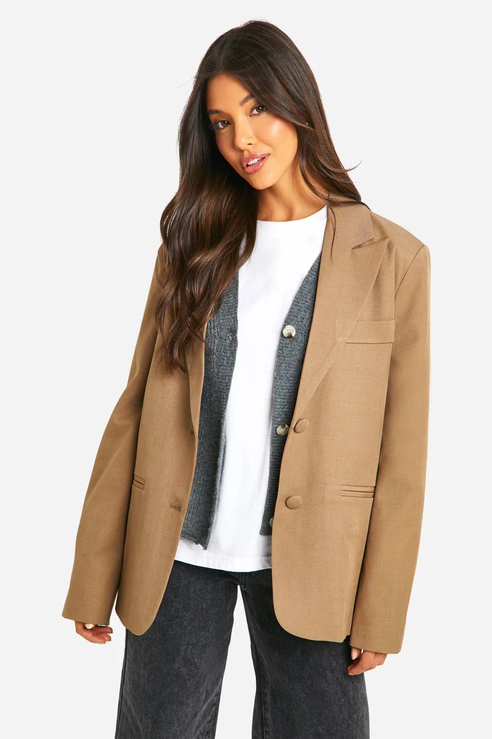 Single Breasted Relaxed Fit Tailored Blazer by boohoo