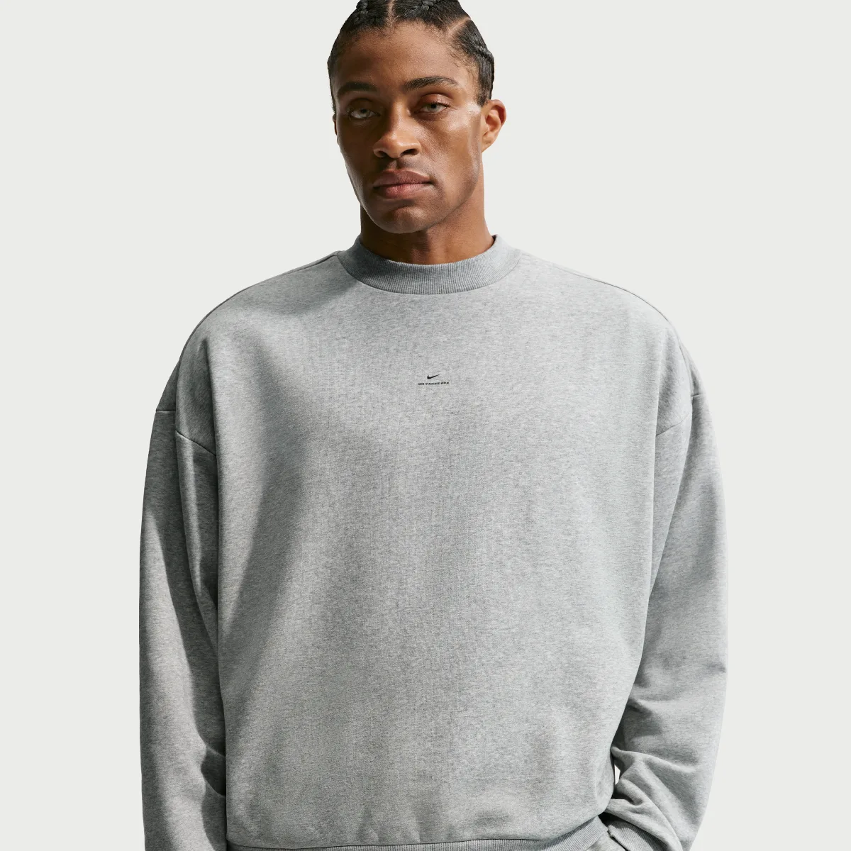 Standard Issue Therma-FIT Basketball Crew by Nike