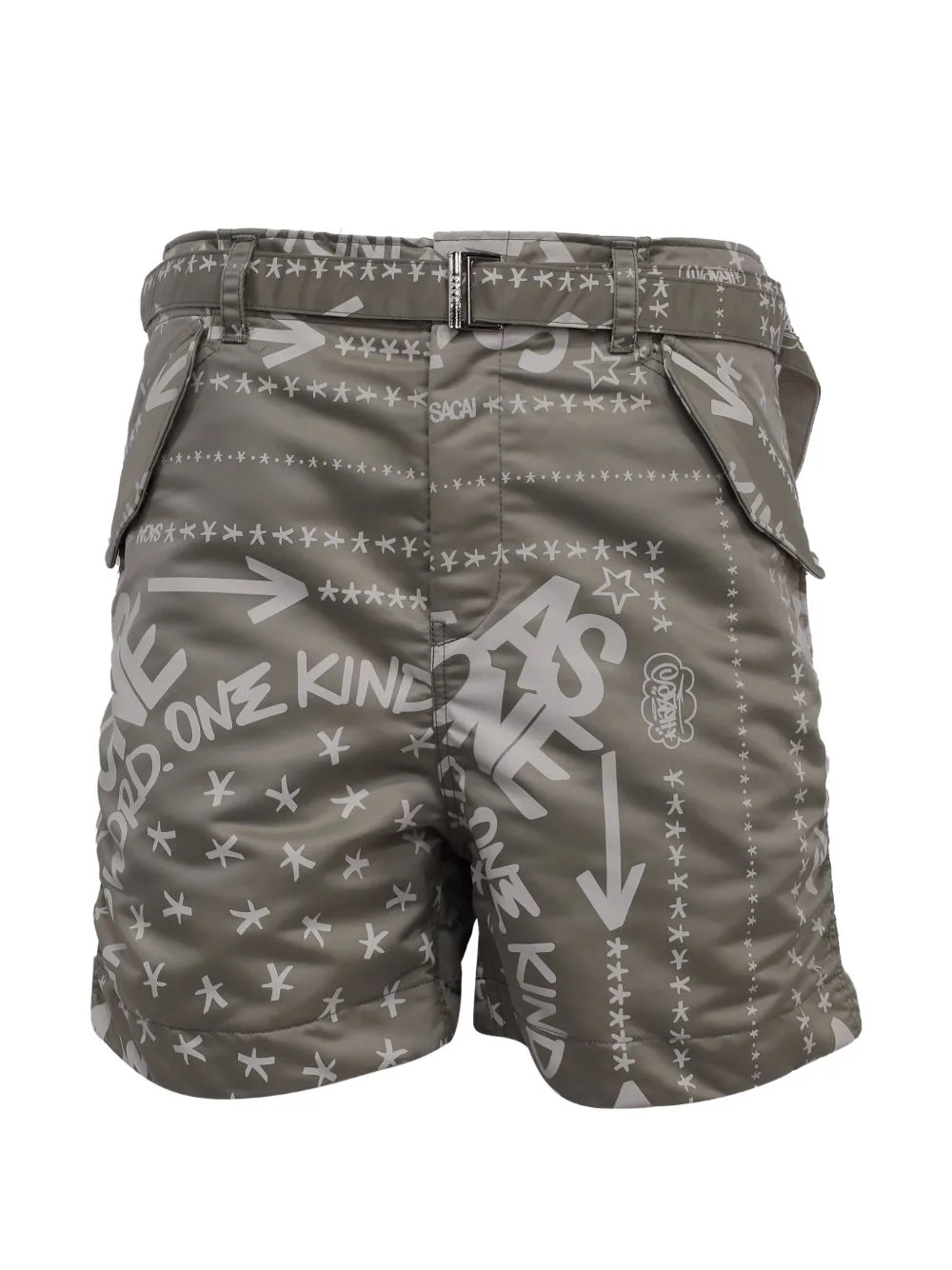 Printed Belt-Fastening Shorts